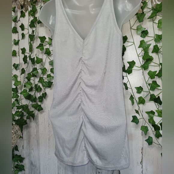 NWT Chaser Double V Shirred Back Tank in Cool Grey - Picture 7 of 10